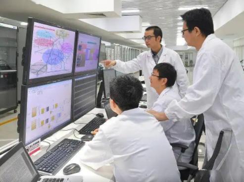 博士后被批量引進上海,年薪12萬打底引爭議 還不如月薪4000